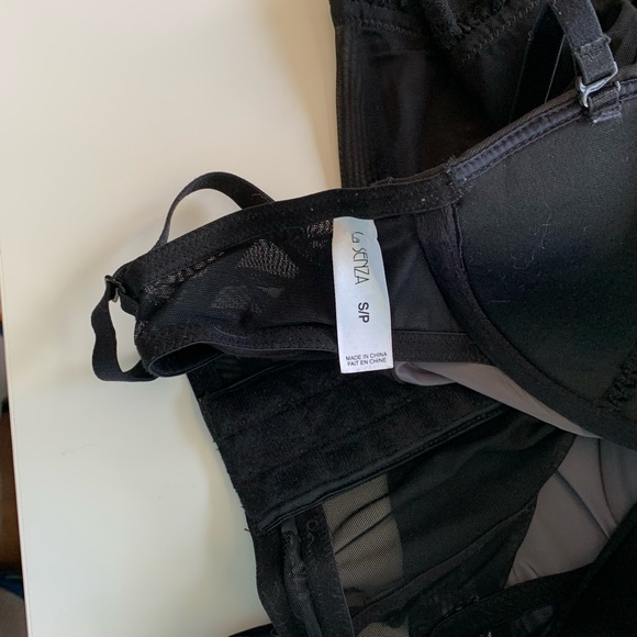 2/20$ 🛍️ La Senza Bra - Picture 4 of 6